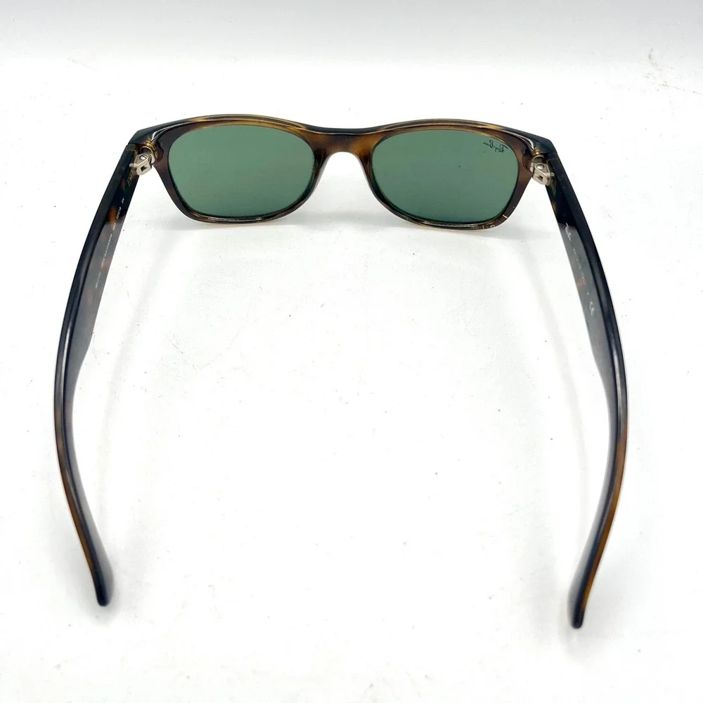 Ray-Ban RB2132 New Wayfarer Sunglasses Tortoise Shell 902 52-18 3N Italy